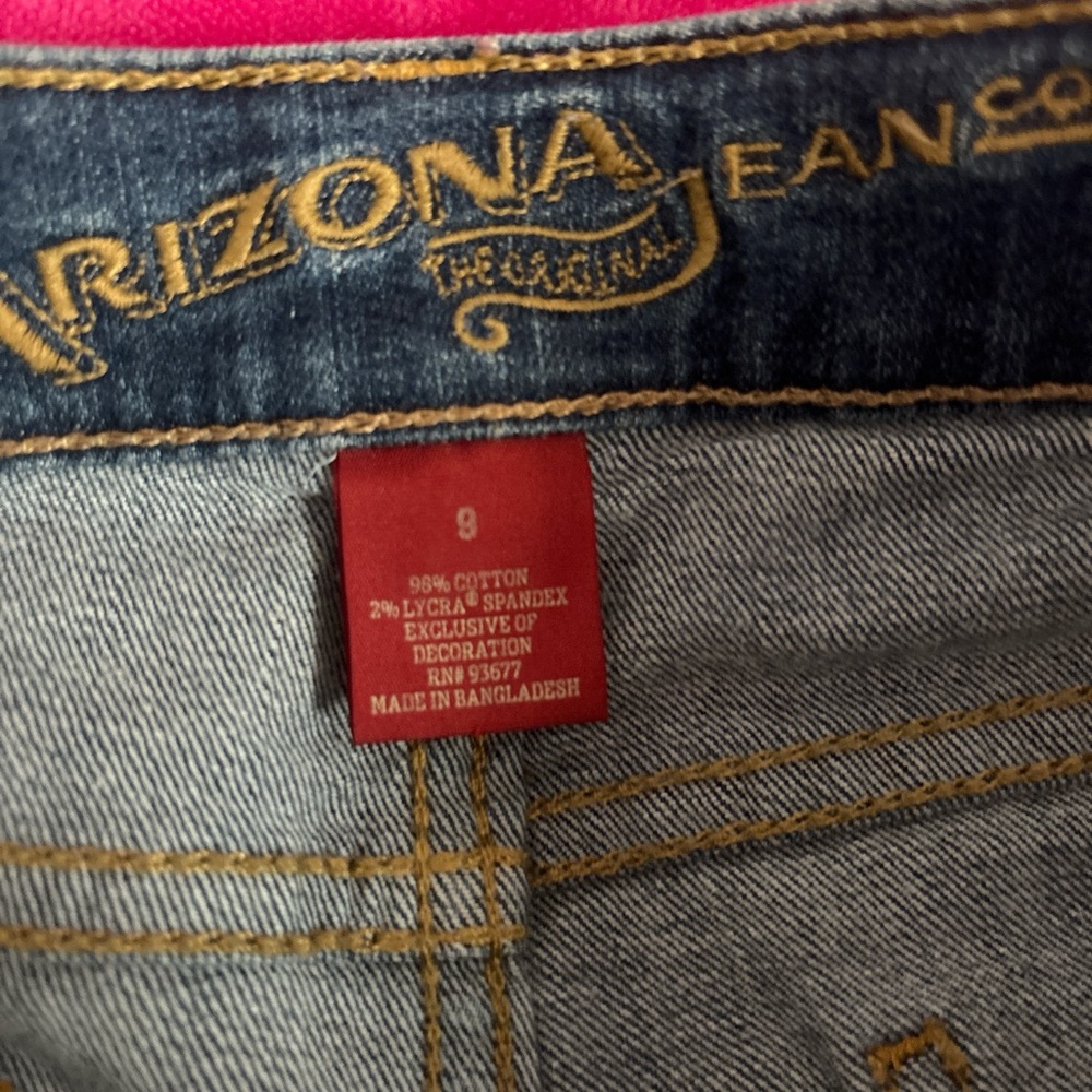 Arizona Jean Company Women's Distressed Blue Denim Shorts - Picture 3 of 3